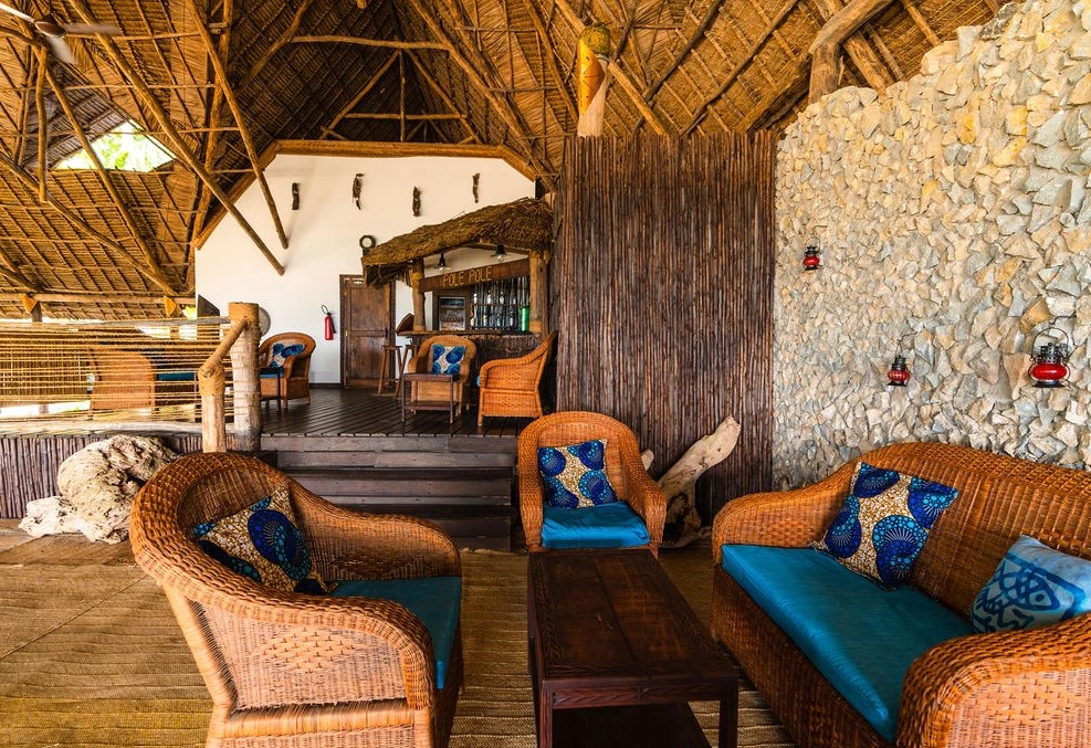 Pole Pole Bungalows thumbnail 5